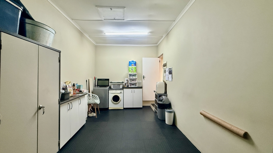 2 Bedroom Property for Sale in Parsonsvlei Eastern Cape